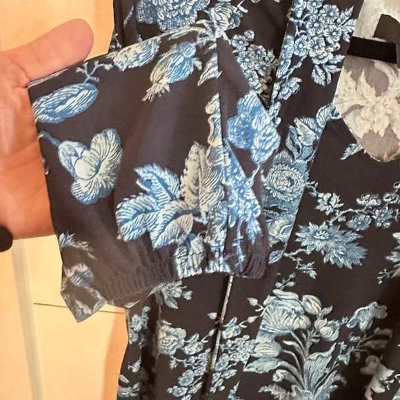 JASON WU L Jersey knit tie navy floral stretch shabby chic business casual top - Picture 9 of 12